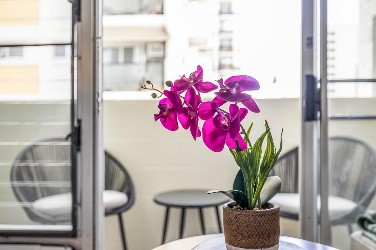 Bright & Cozy Condo Unit With Balcony! Honolulu Exterior photo